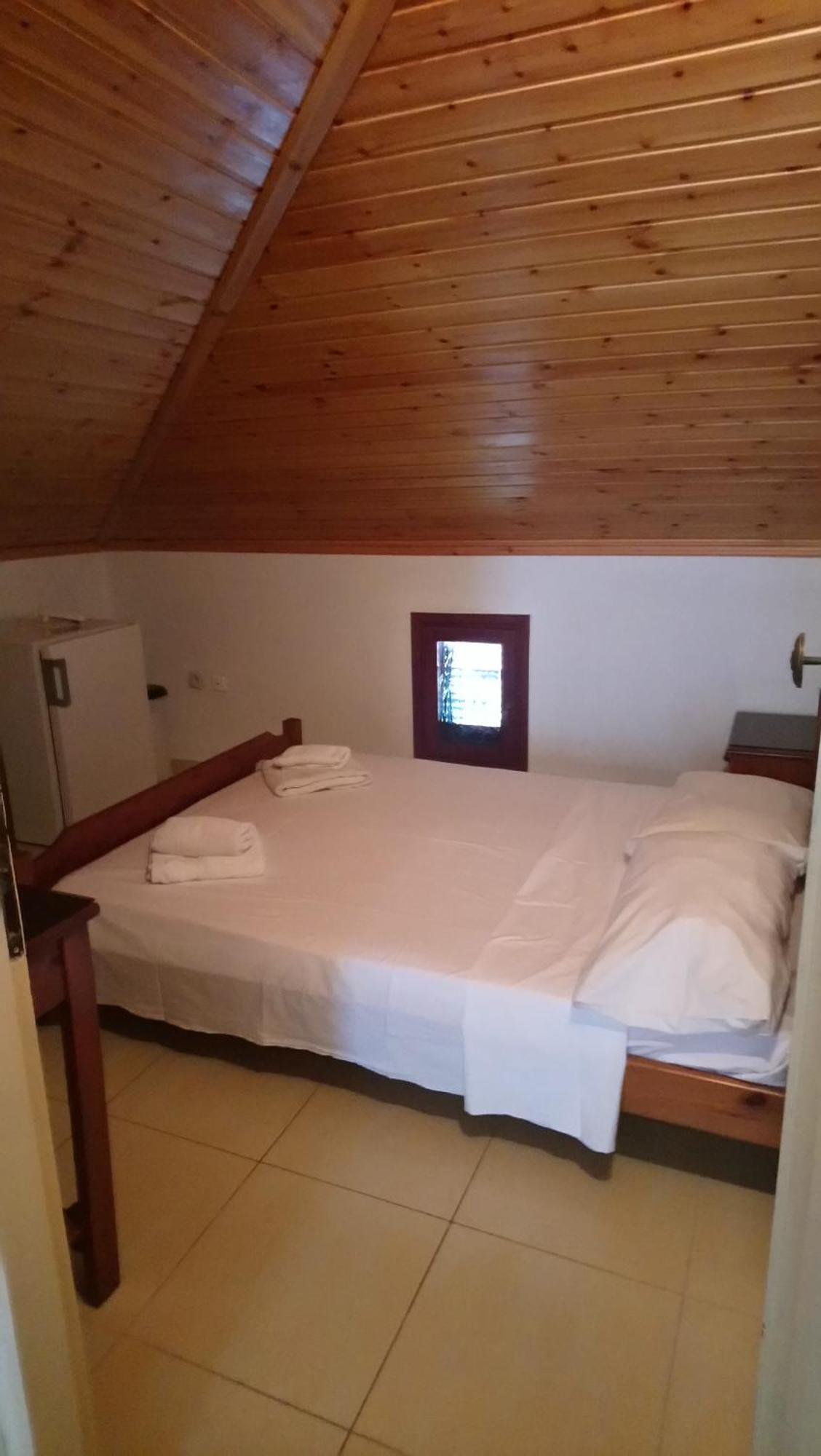 Kiwi Kastle Aparthotel เนอาโฟเกีย ภายนอก รูปภาพ
