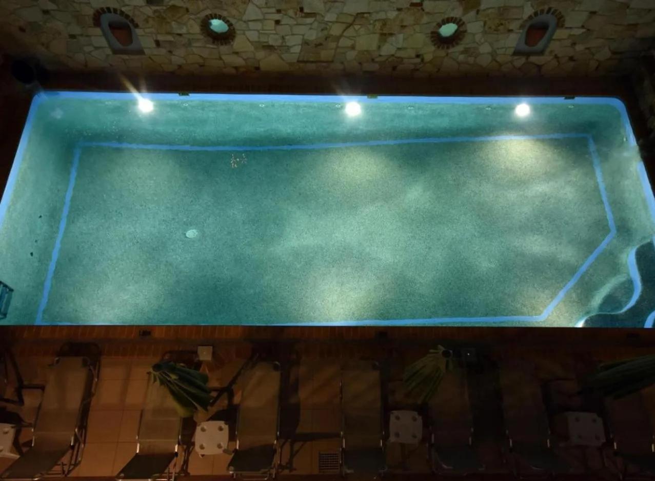 Kiwi Kastle Aparthotel เนอาโฟเกีย ภายนอก รูปภาพ