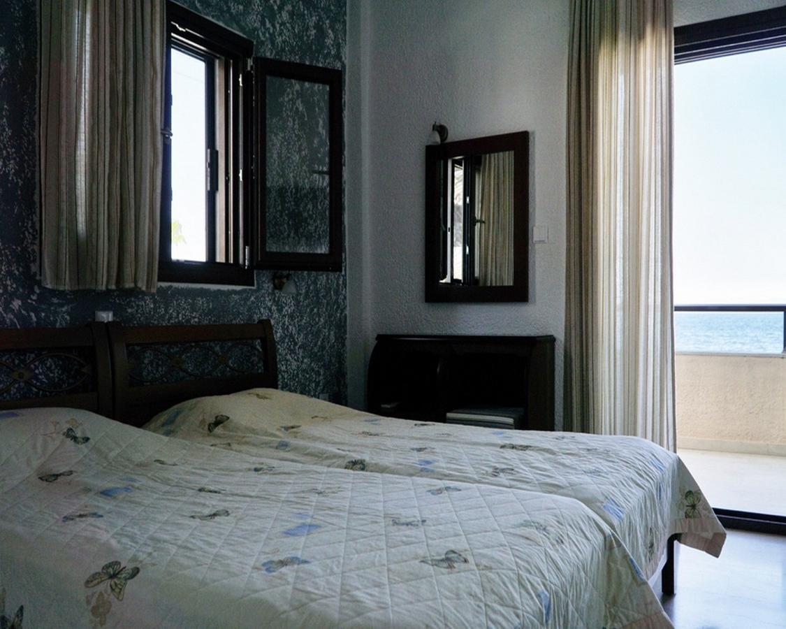 Kiwi Kastle Aparthotel เนอาโฟเกีย ภายนอก รูปภาพ